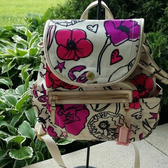 Coach Handbags - 💖 COACH POPPY KYRA FLORAL BACKPACK...NWOT!
